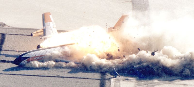 Fichier:Boeing 720 Controlled Impact Demonstration.jpg