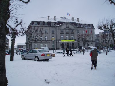 Fichier:Mairie Guéret.jpg
