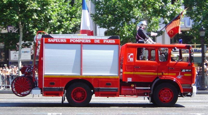 Fichier:Camion de pompiers.jpg