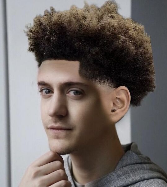 File:Ninja Low Taper Fade.jpg