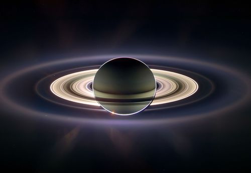Saturn-and-Earth-from-Cassini.jpg