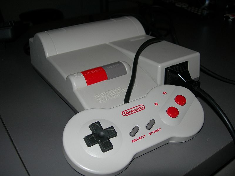 Archivo:Consola NES 2.jpg