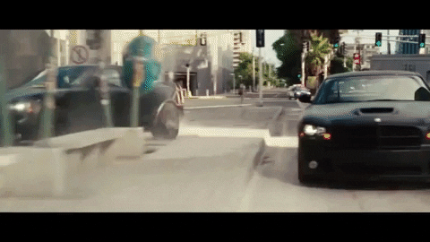 Archivo:Arrastrando una caja fuerte.gif