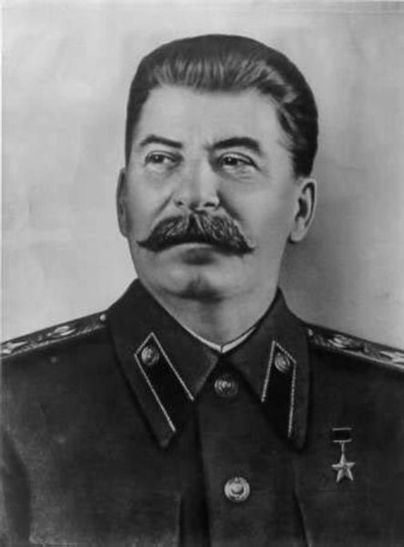 Archivo:Stalin2.jpg