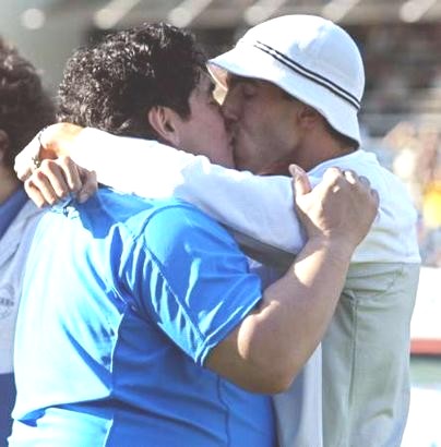 Archivo:Maradona tevez2.jpg