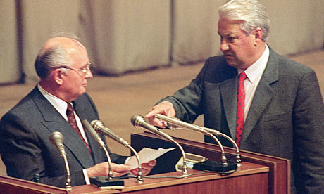 Archivo:Boris-Yeltsin-right-with--007.jpg