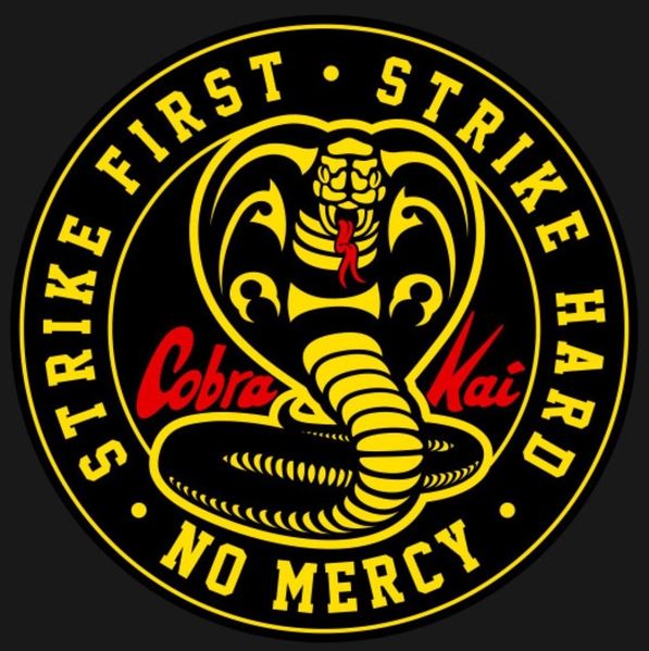 Archivo:Cobra Kai logo.jpeg