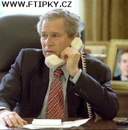Soubor:Bush inteligent telefonuje-1-.jpg