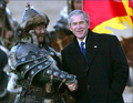 Bývalý americký prezident G. W. Bush s mongolským prezidentem Tšakiahgynem Elbegprdem.