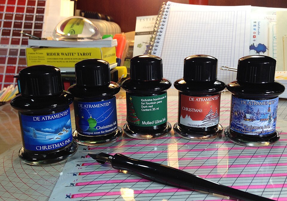 Soubor:Christmas Inks-photo.jpg
