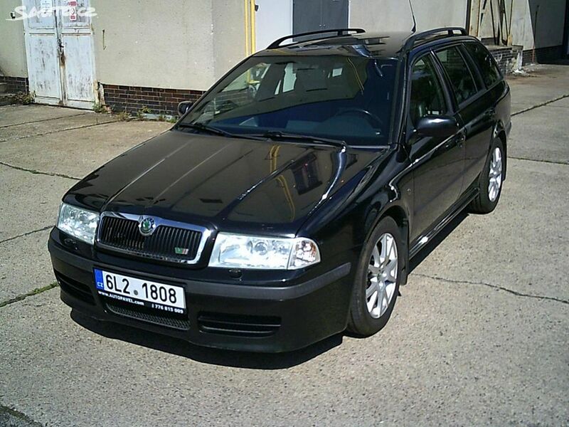 Soubor:Škoda Octavia 1.jpg
