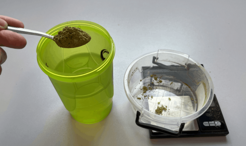 Soubor:Kratom priprava.png