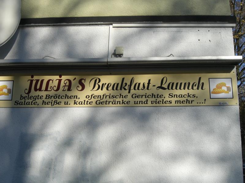 Datei:Breakfast Launch.jpg