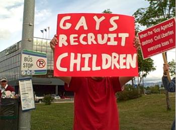 File:Gays-recruit-children.jpg