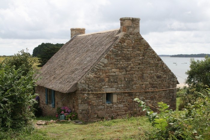 File:Brittany house.jpg