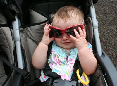 File:Baby girl so cool in glasses.JPG