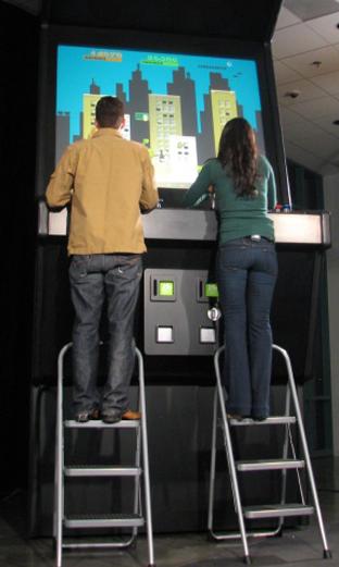 File:Largest arcade machine.jpg