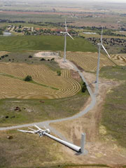 File:Collapsed wind turbine.jpg