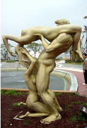 File:Liv sex statue.jpg