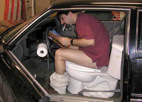 File:Car-toilet.jpg