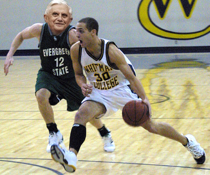 File:PopeBasketball.png