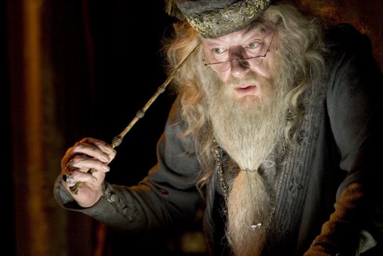 File:Dumbledore and elder wand.jpg
