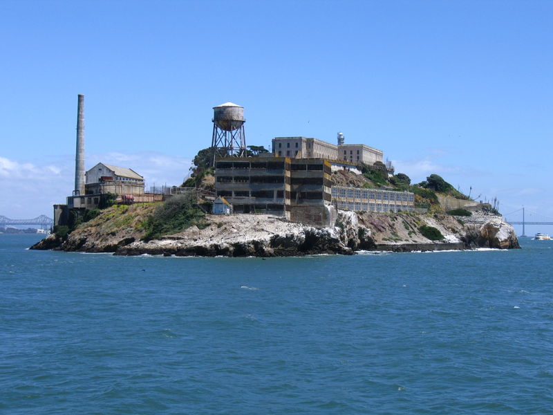 File:Alcatraz Island.jpg