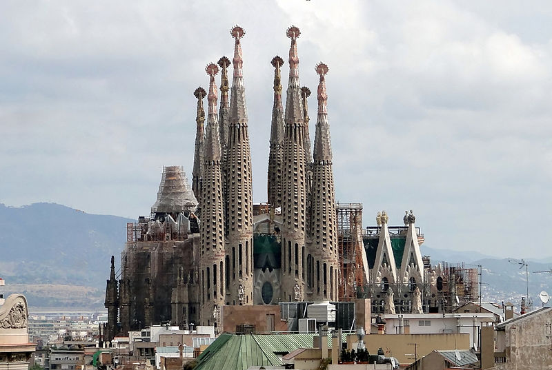 File:Sagrada Familia Church.jpg