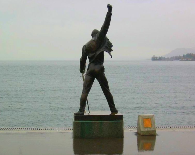 File:Freddie statue.jpg