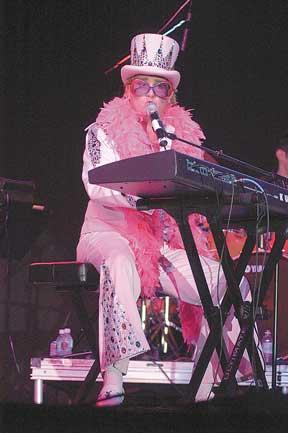 File:Elton queen.jpg