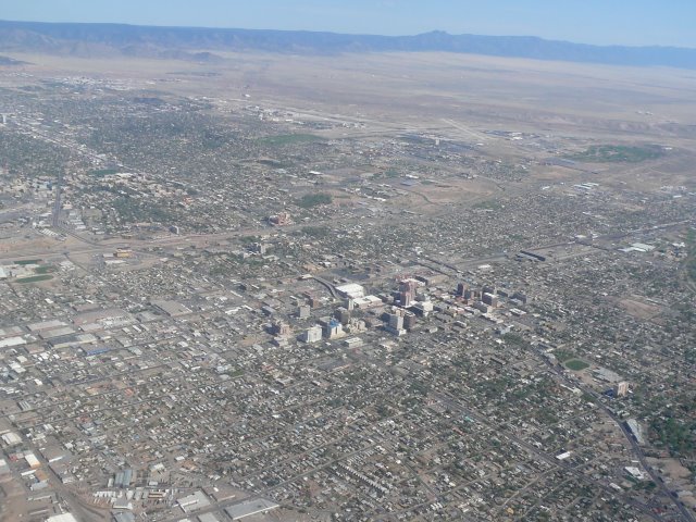 File:AlbuquerqueApril2007 flatland.JPG