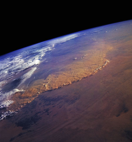 File:Dust-Storm-in-the-Sahara--030.jpg