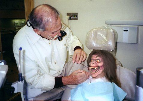 File:Dentist.jpg