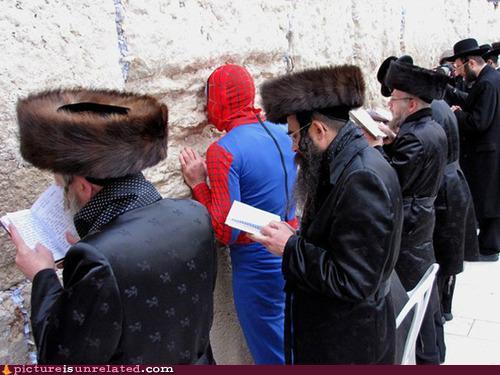 File:Spidermankotel.jpg