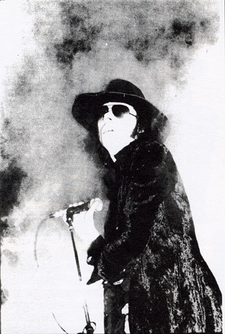 File:TheSistersOfMercy-AndrewEldritch-2.jpg