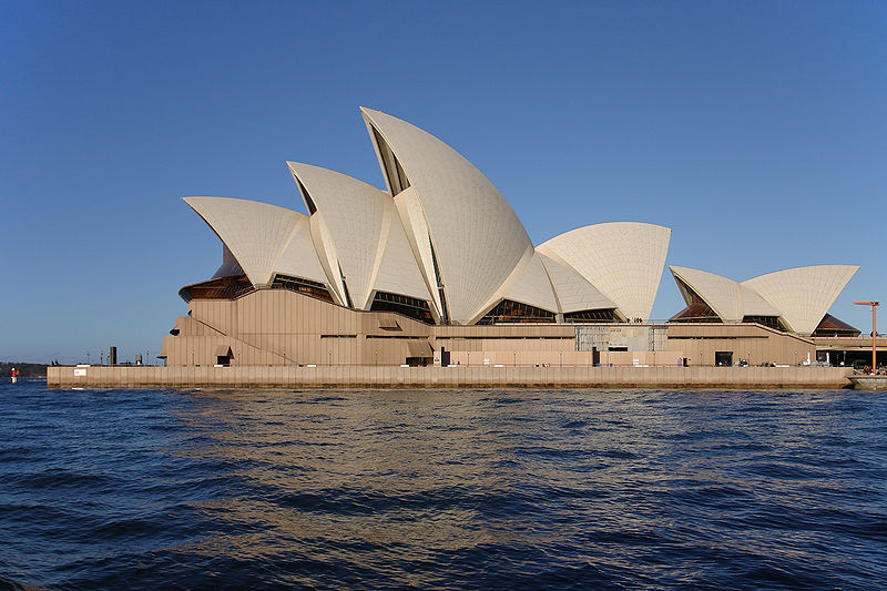 File:800px-Sydney opera house side view.jpg