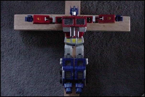 File:Optimus-prime-crucified.jpg