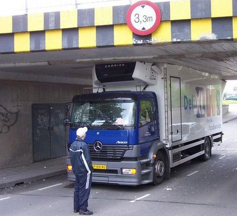 File:Truck-driving.jpg