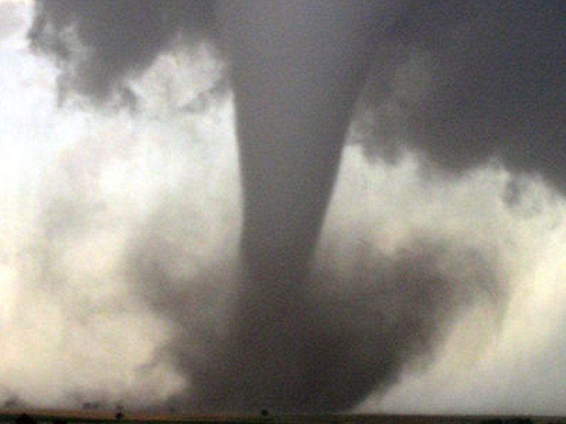 File:Tornado real close.jpg