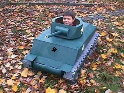 File:Tiny Fascist tank.jpg