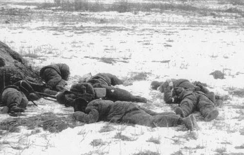File:Dead soldiers in snow.jpg