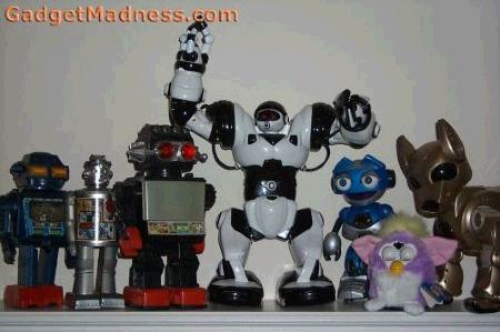 File:Robo Sapien and his homies.JPG