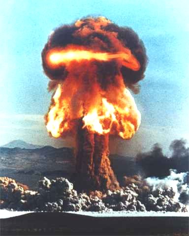 0888 nuclear explosion large clipart.jpg