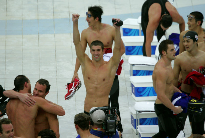 File:Michael Phelps wins 8th gold medal.jpg