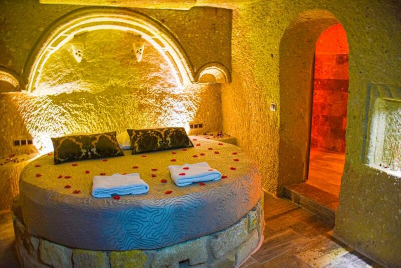 File:Cavehouse2.jpg