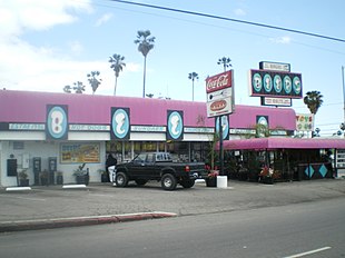 File:Beeps Burgers, San Fernando Valley.JPG