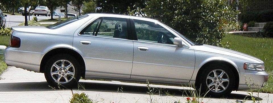 File:Cadillac Seville SLS.jpg