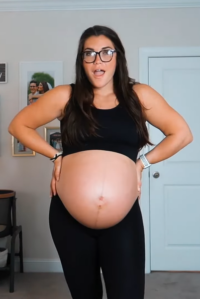 File:Pregnant Shannon Anderson.png