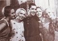 Gardel with a crapload of girlfriends.