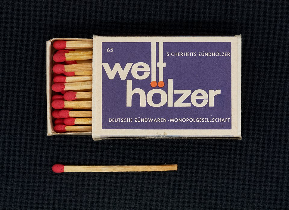 File:Safety matches Welthölzer.jpg